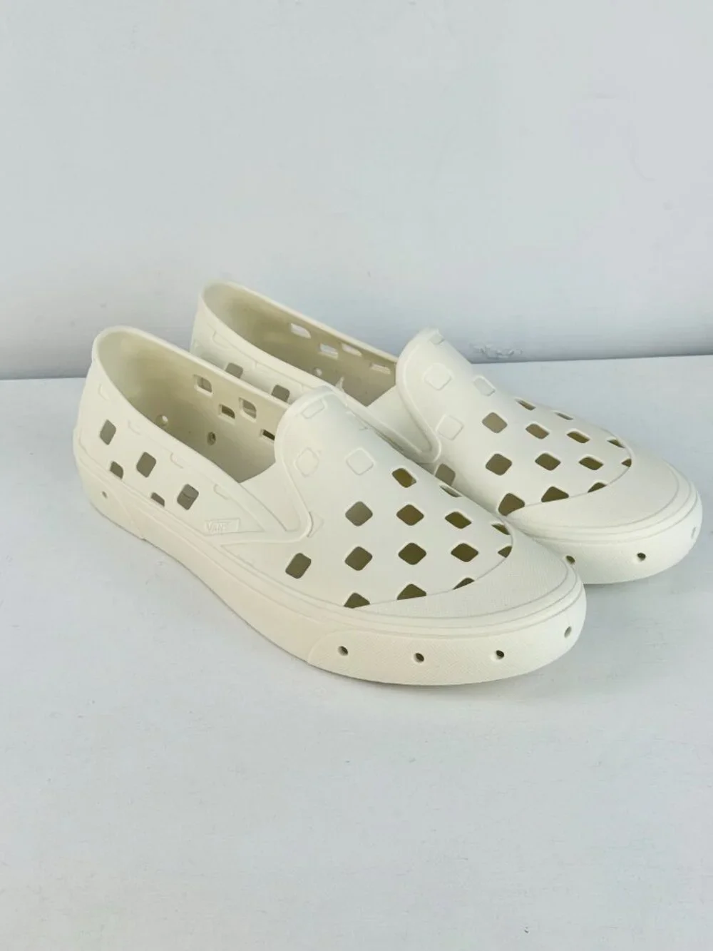 M13 W14.5 Vans Slip-On Mule TRK Water Shoes - Marshmallow
